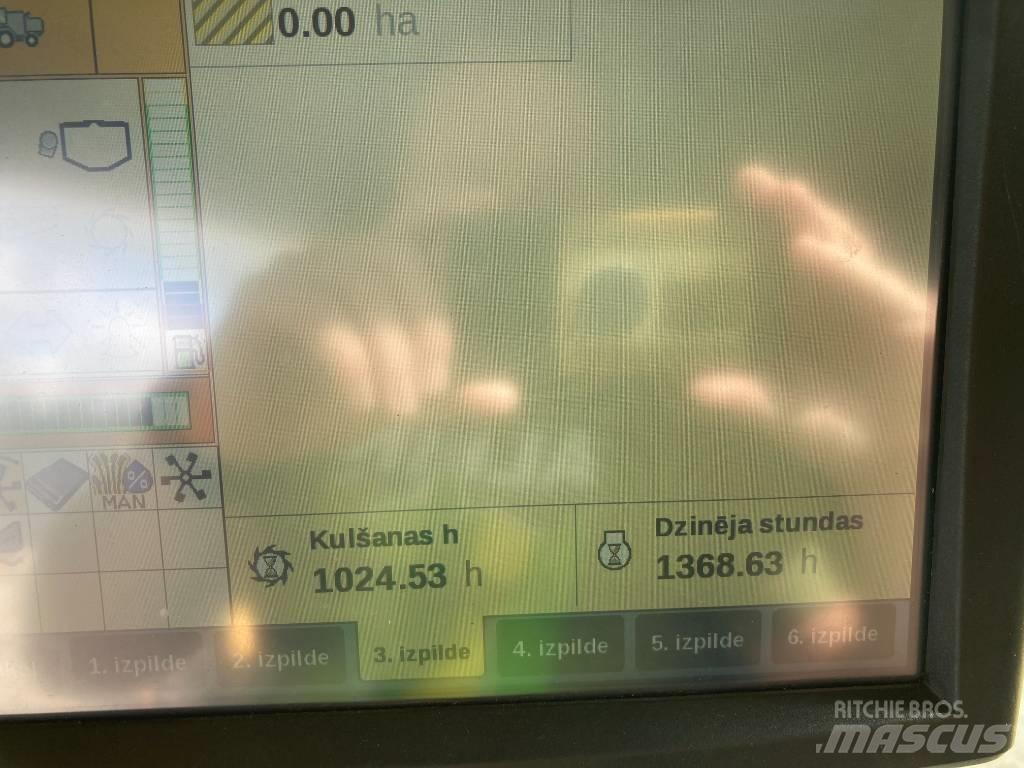 New Holland CX 8070 聯合收穫機