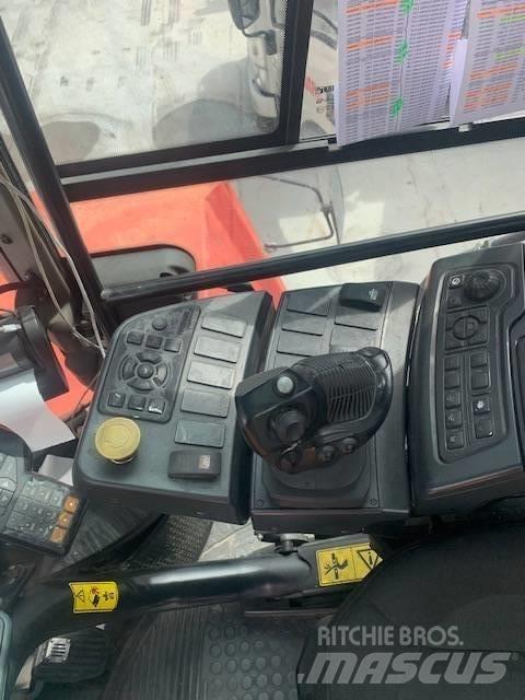 Kalmar DRG450-65S5E 前伸型堆積機