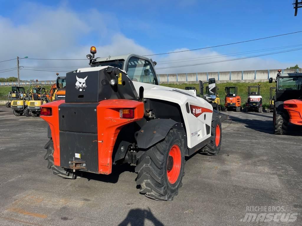 Bobcat T 36.120 SL 伸縮臂操作車