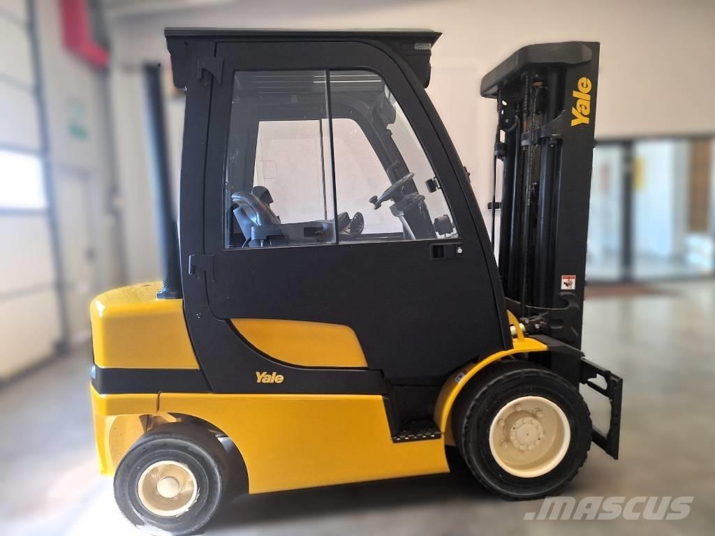 Yale GDP 25 VX 柴油卡車