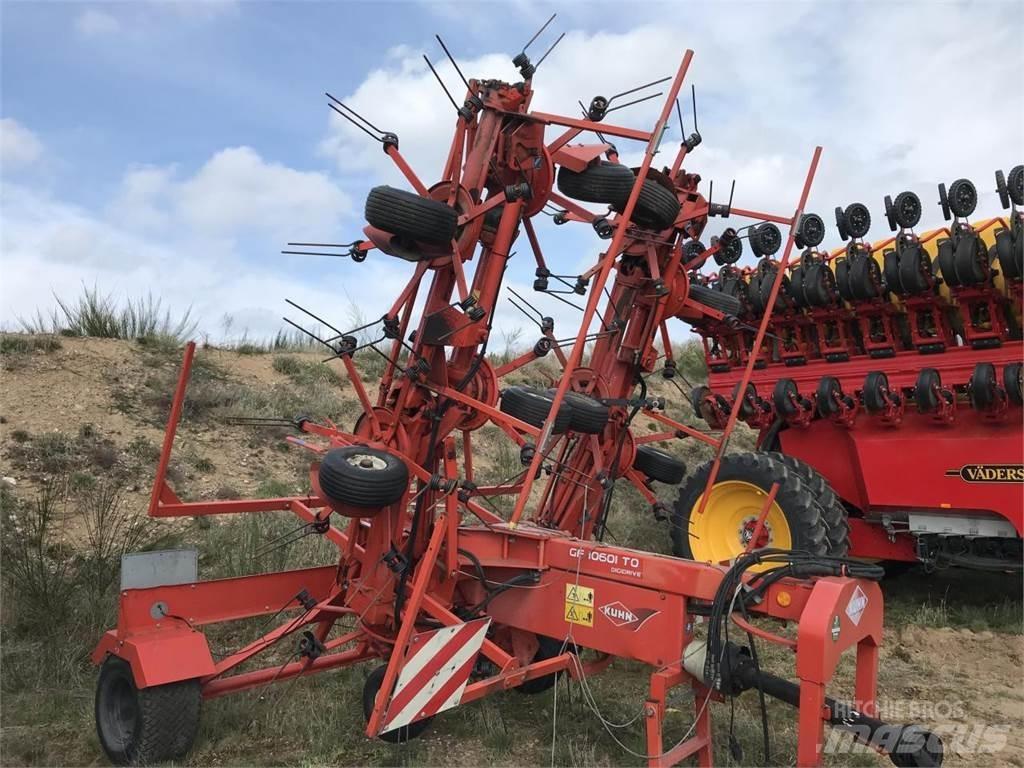 Kuhn GF 10601TO 耙與翻草機
