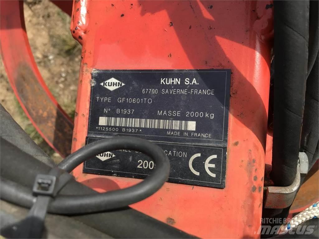 Kuhn GF 10601TO 耙與翻草機