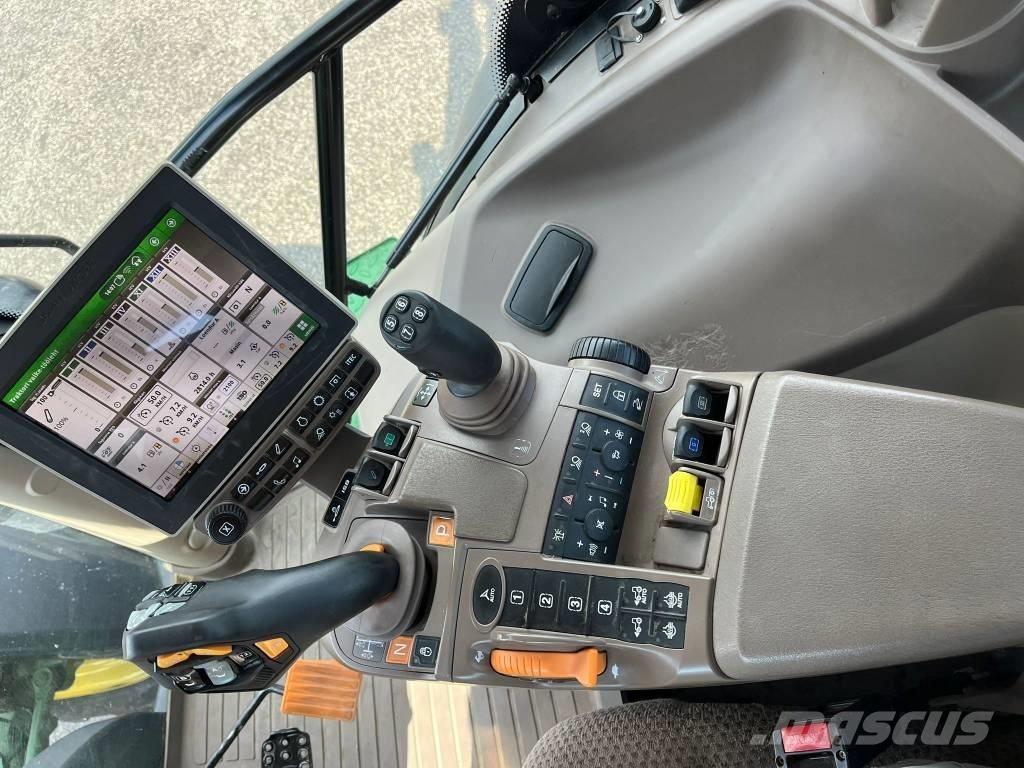 John Deere 6230 R 曳引機