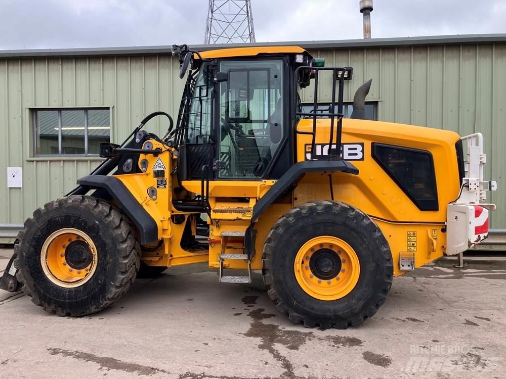JCB 437 輪胎式裝載機