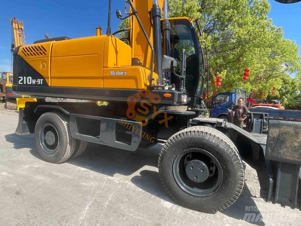 Hyundai R210W 旋轉式挖土機/掘鑿機/挖掘機