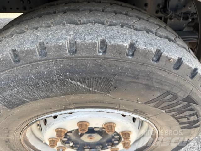 Iveco Trakker 450 其他貨車