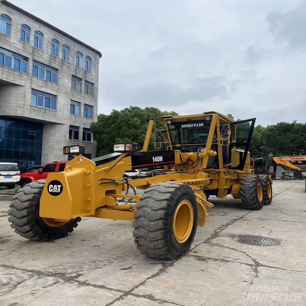 CAT 140 H 平土機