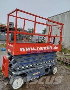 SkyJack SJ III 3226 剪式升降機