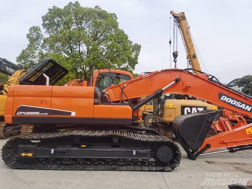 Doosan DX 225LC-9C 履帶式 挖土機/掘鑿機/挖掘機