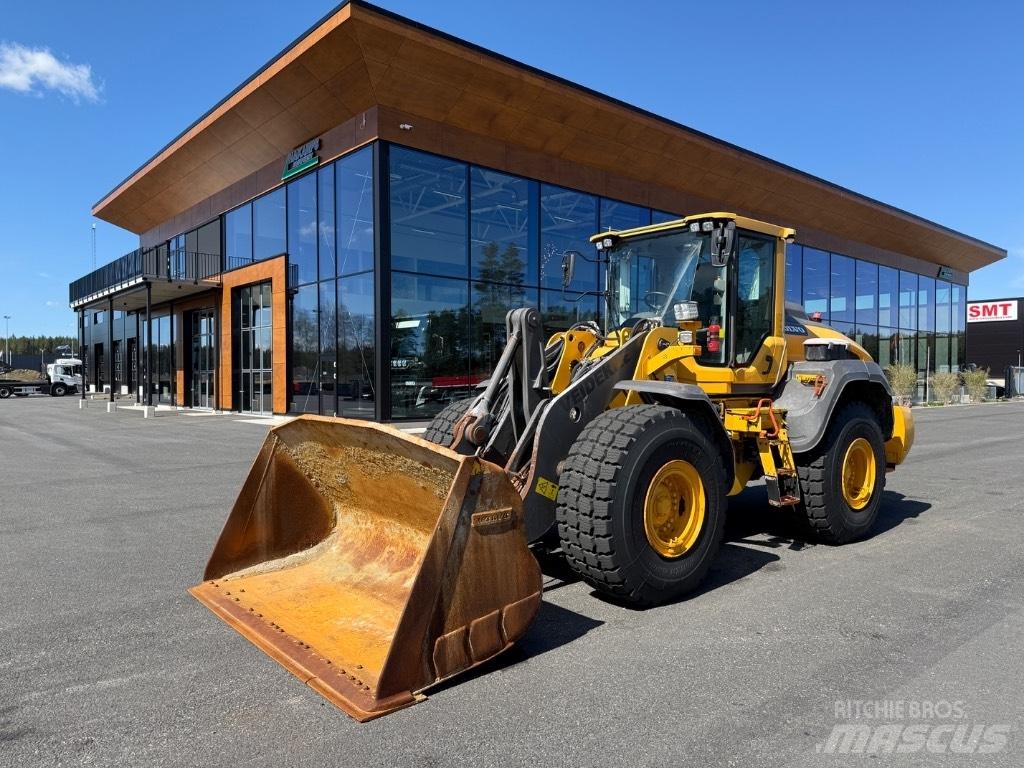 Volvo L110 H 輪胎式裝載機