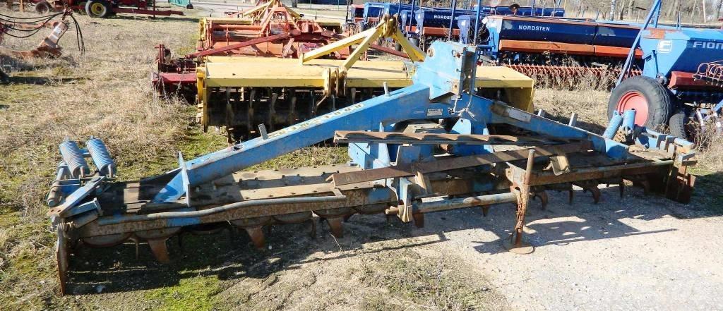 Rabe 400 中耕管理機