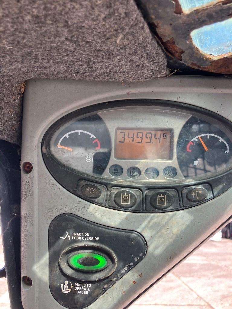 Bobcat S 100 滑移轉向裝載機