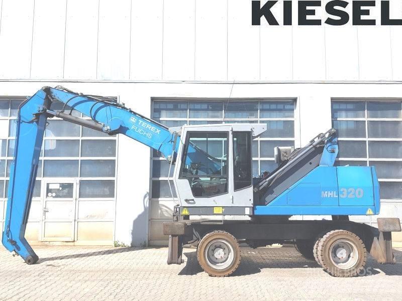 Fuchs MHL 320 D 廢棄物/工業用操作車