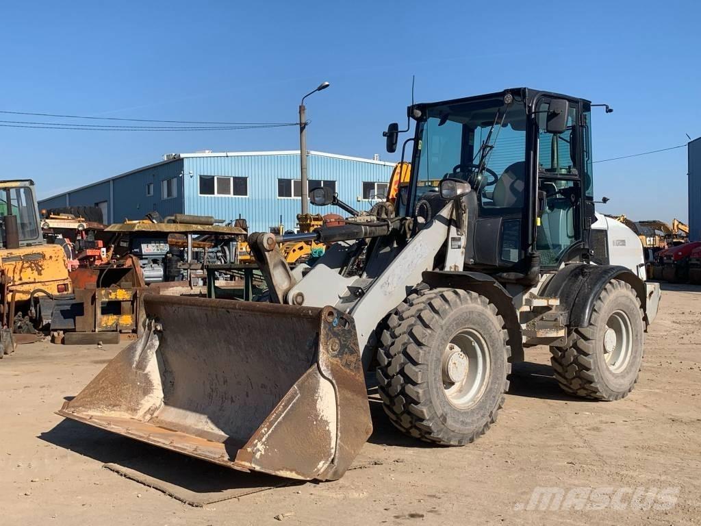 CAT 908H 輪胎式裝載機