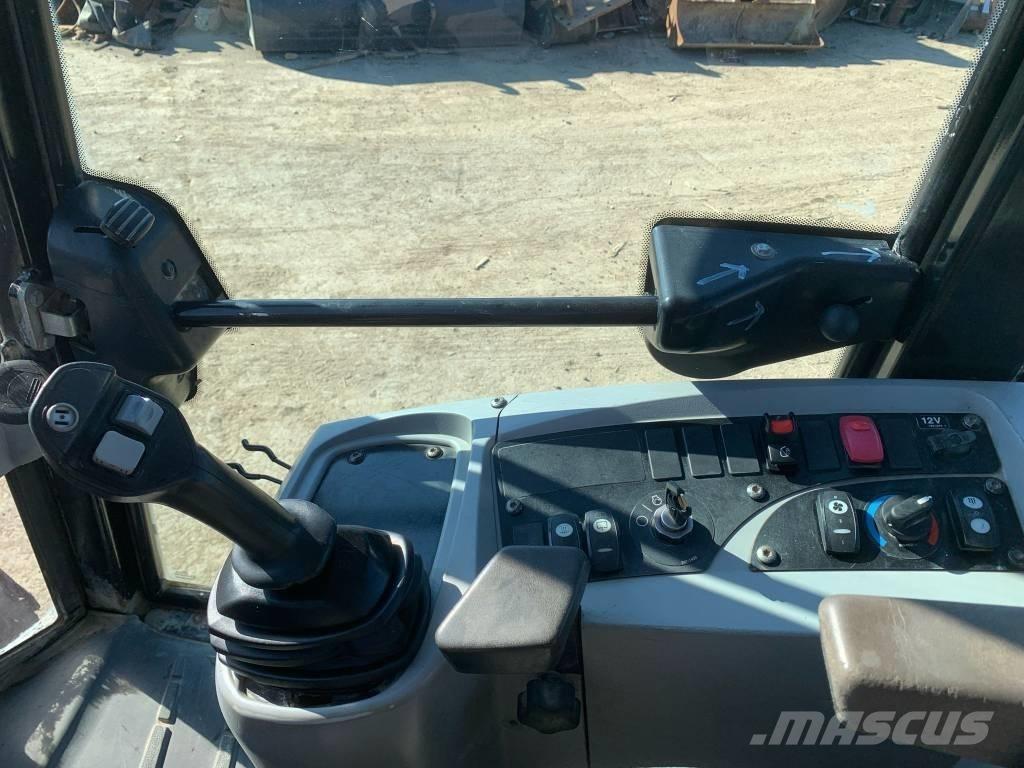CAT 908H 輪胎式裝載機