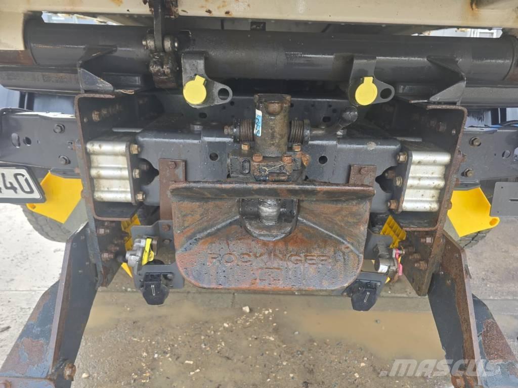 Renault D380 傾卸式卡車