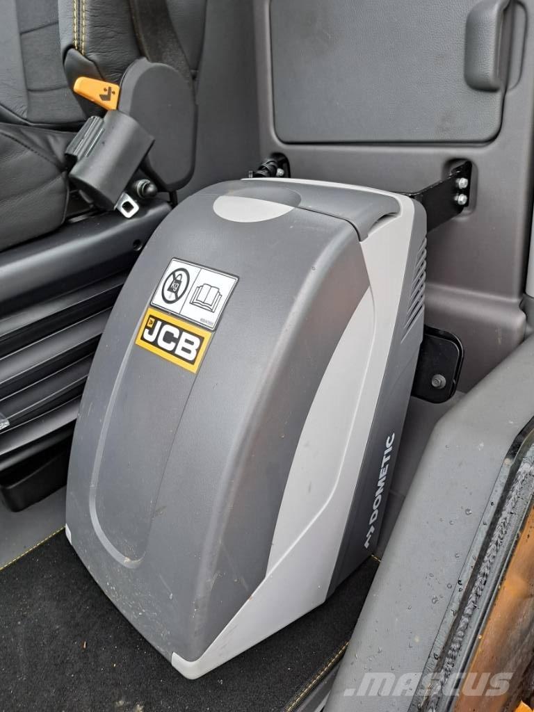 JCB 417 HT 輪胎式裝載機