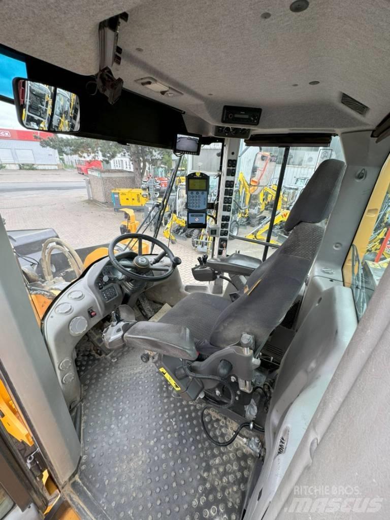 Volvo L150H 輪胎式裝載機