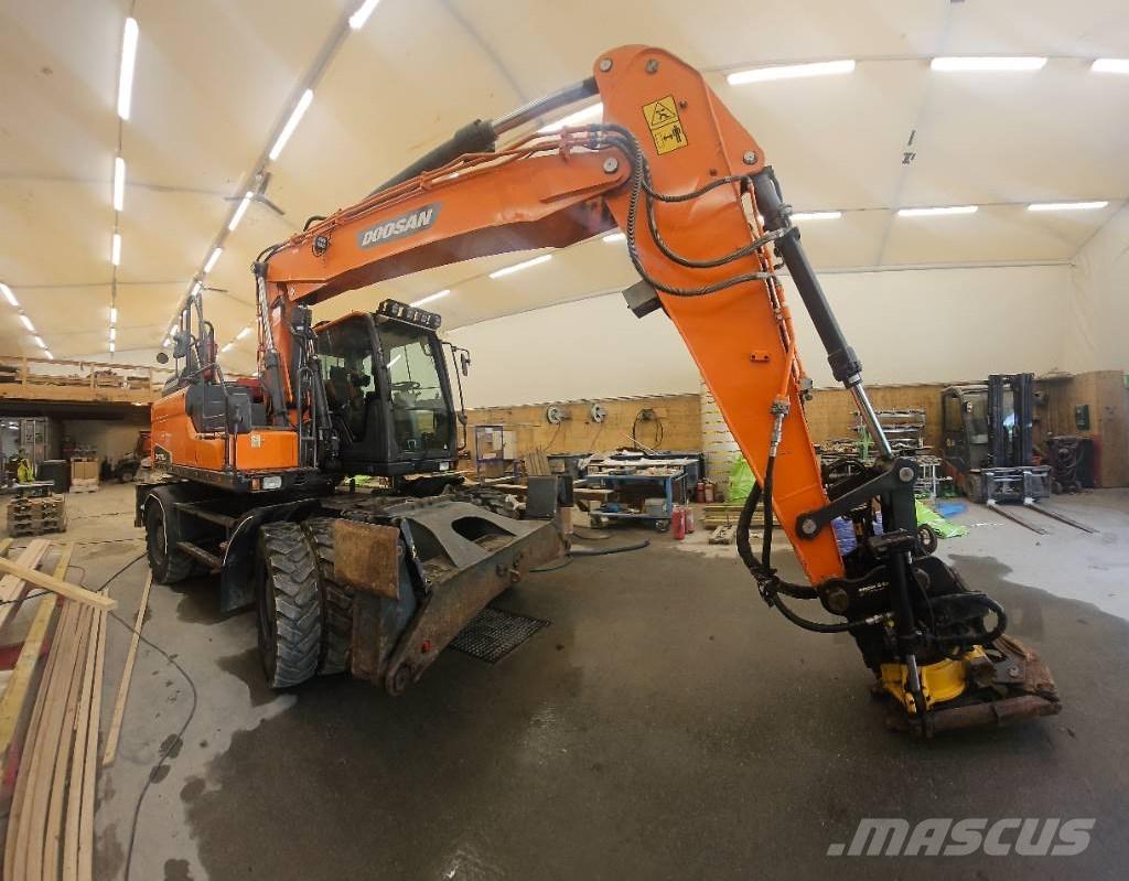 Doosan DX 170 W 旋轉式挖土機/掘鑿機/挖掘機