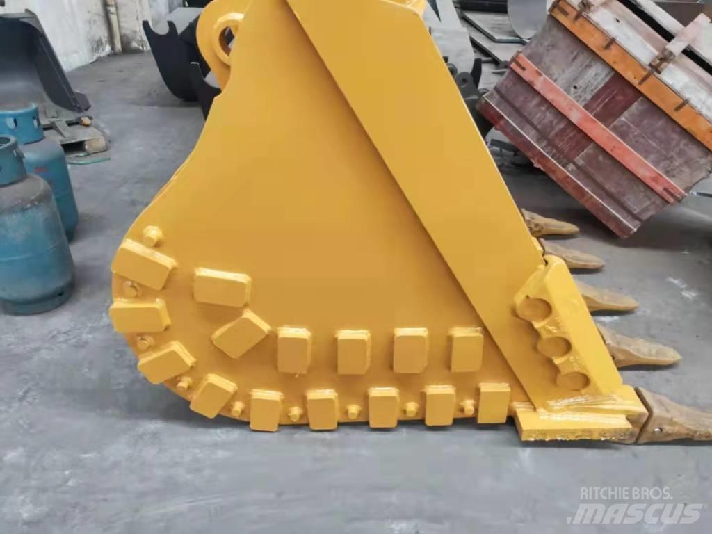 Komatsu PC210 鏟斗