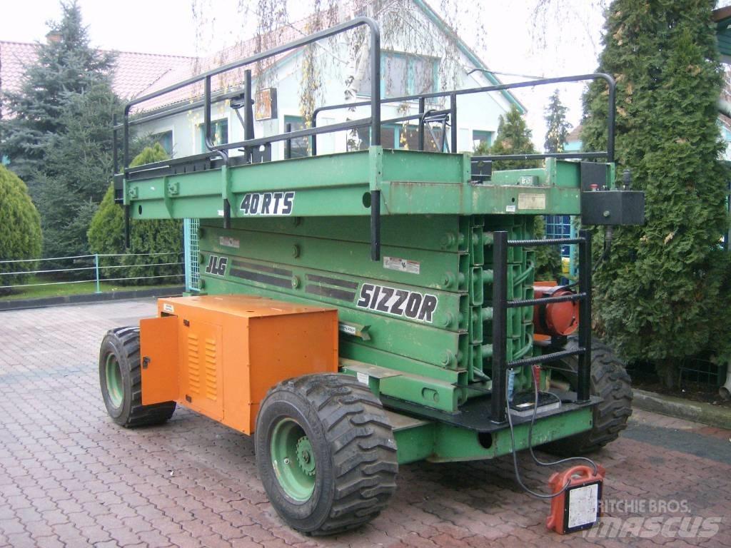 JLG 40RTS    V-1562 垂直升降工作台