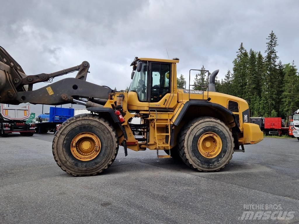 Volvo L 220 G 輪胎式裝載機