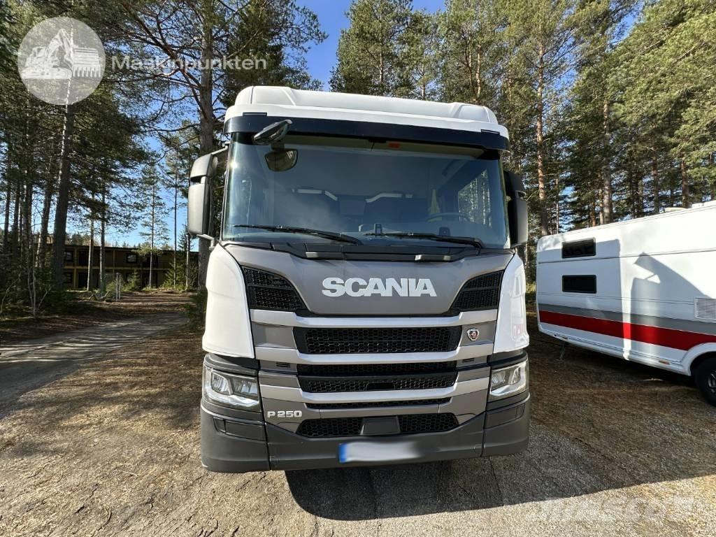Scania P 250 貨箱式卡車