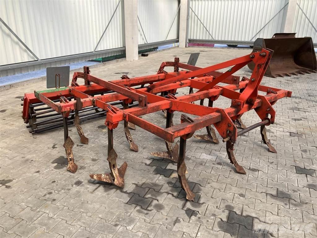 Becker Grubber 3m 中耕管理機