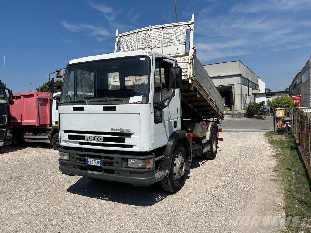 Iveco 120E18K 平板式/側卸式卡車