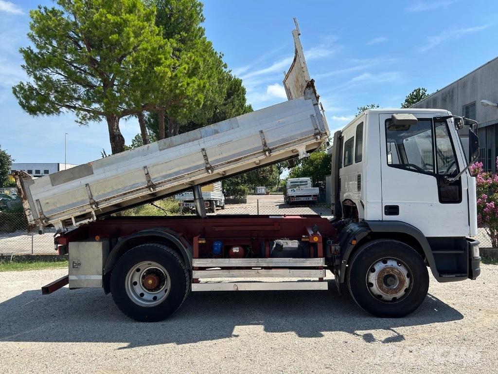Iveco 120E18K 平板式/側卸式卡車