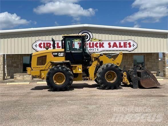 CAT 930M 輪胎式裝載機