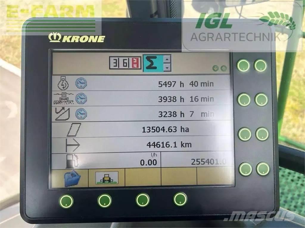 Krone big x 600 i 自走式飼料採集機