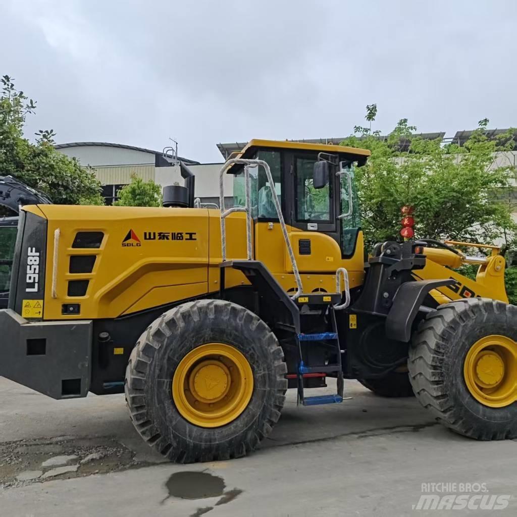 SDLG 958F 輪胎式裝載機
