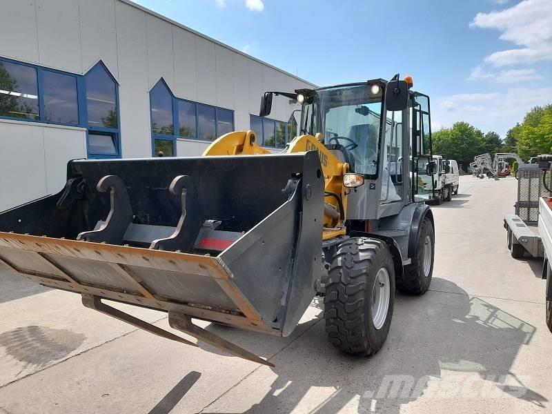 Paus SL 9075 輪胎式裝載機