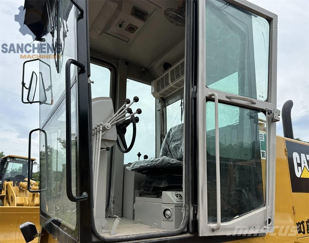 CAT 12 G 平土機