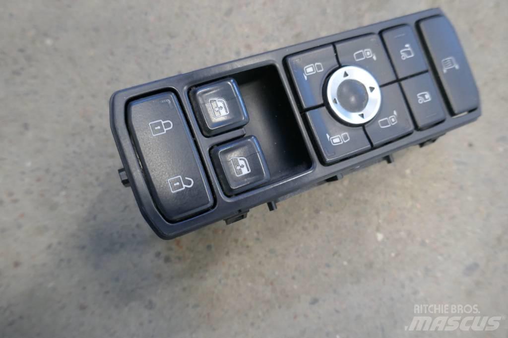 Scania R 660 NGS 電子設備