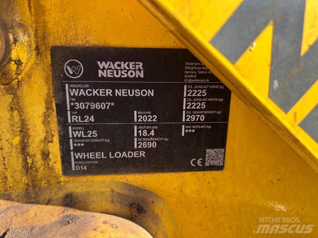 Wacker Neuson WL 25 輪胎式裝載機