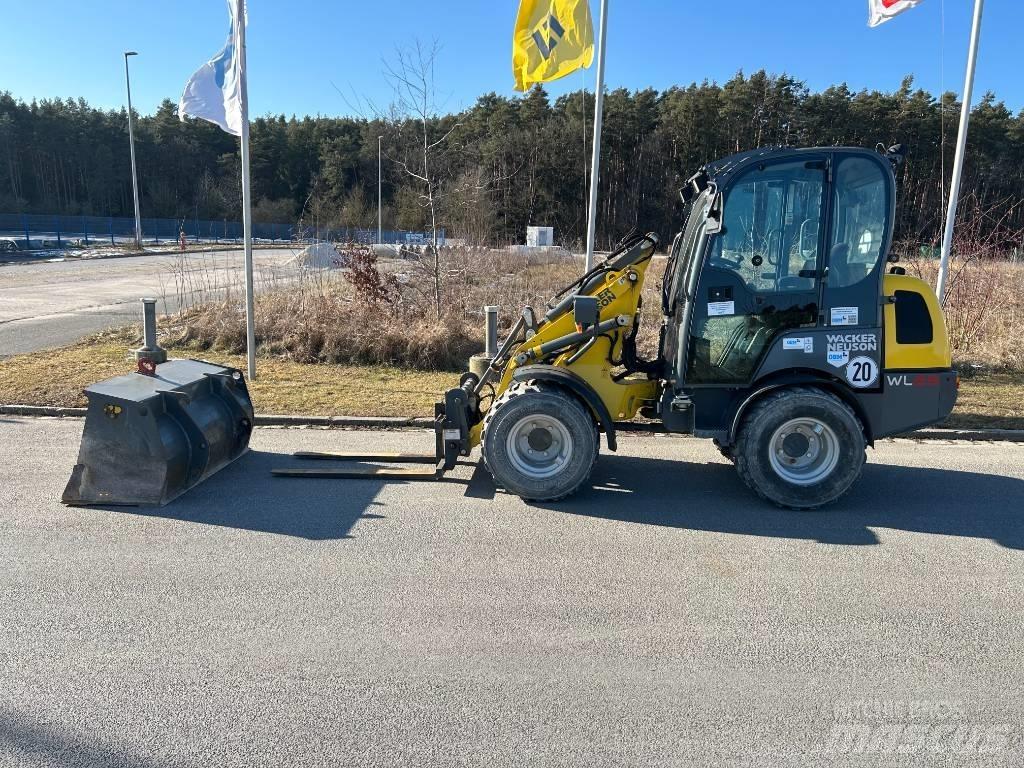 Wacker Neuson WL 25 輪胎式裝載機