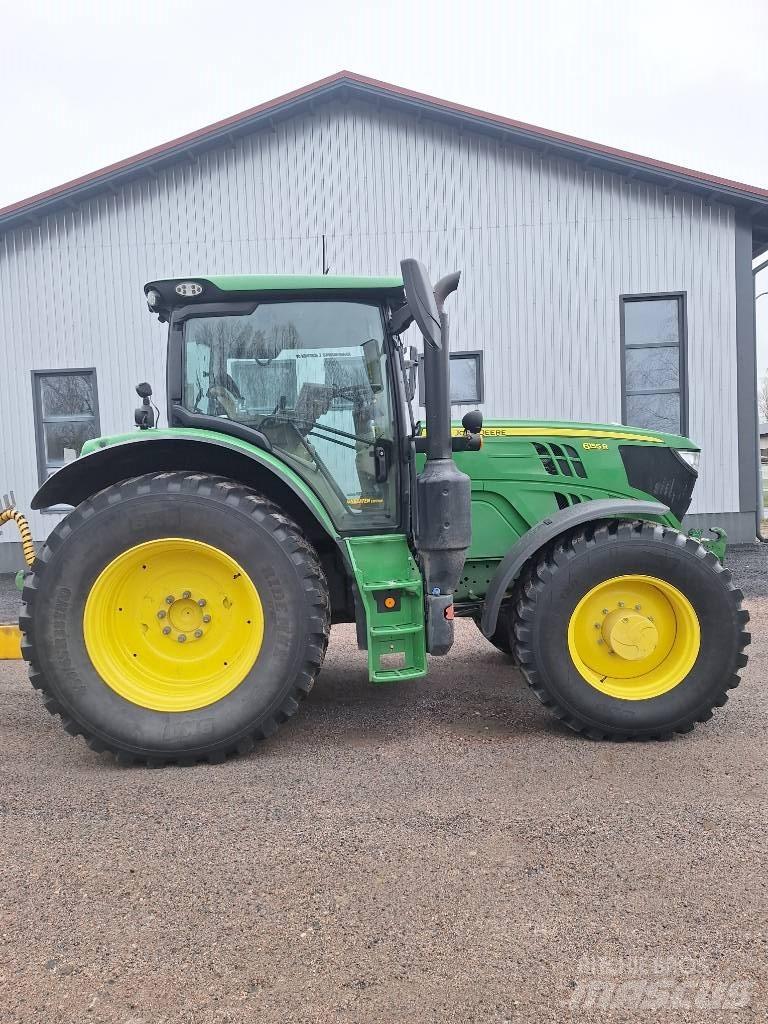 John Deere 6155R 曳引機