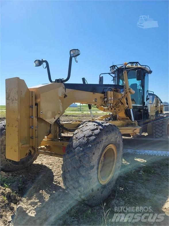 CAT 14M 平土機