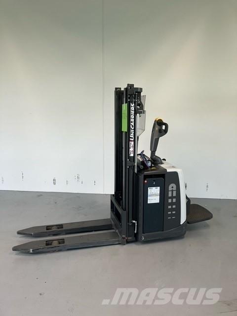 Atlet PSP125 自走式堆積機