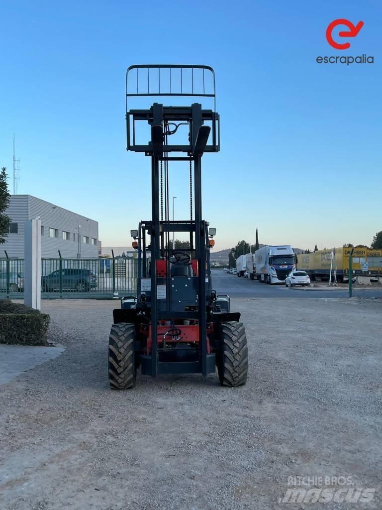 Plus Power T30A1 伸縮臂操作車