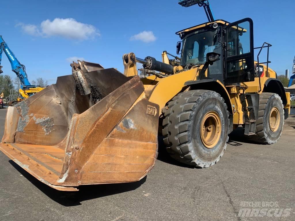 CAT 972 Mxe 輪胎式裝載機