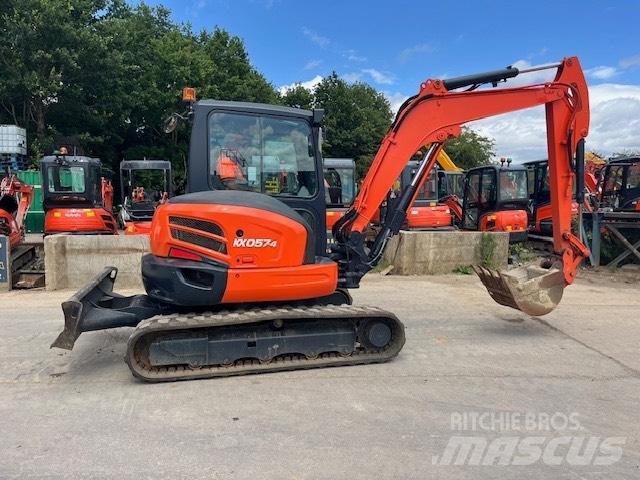 Kubota KX 057-4 小型挖土機/掘鑿機<7t(小型挖掘機)