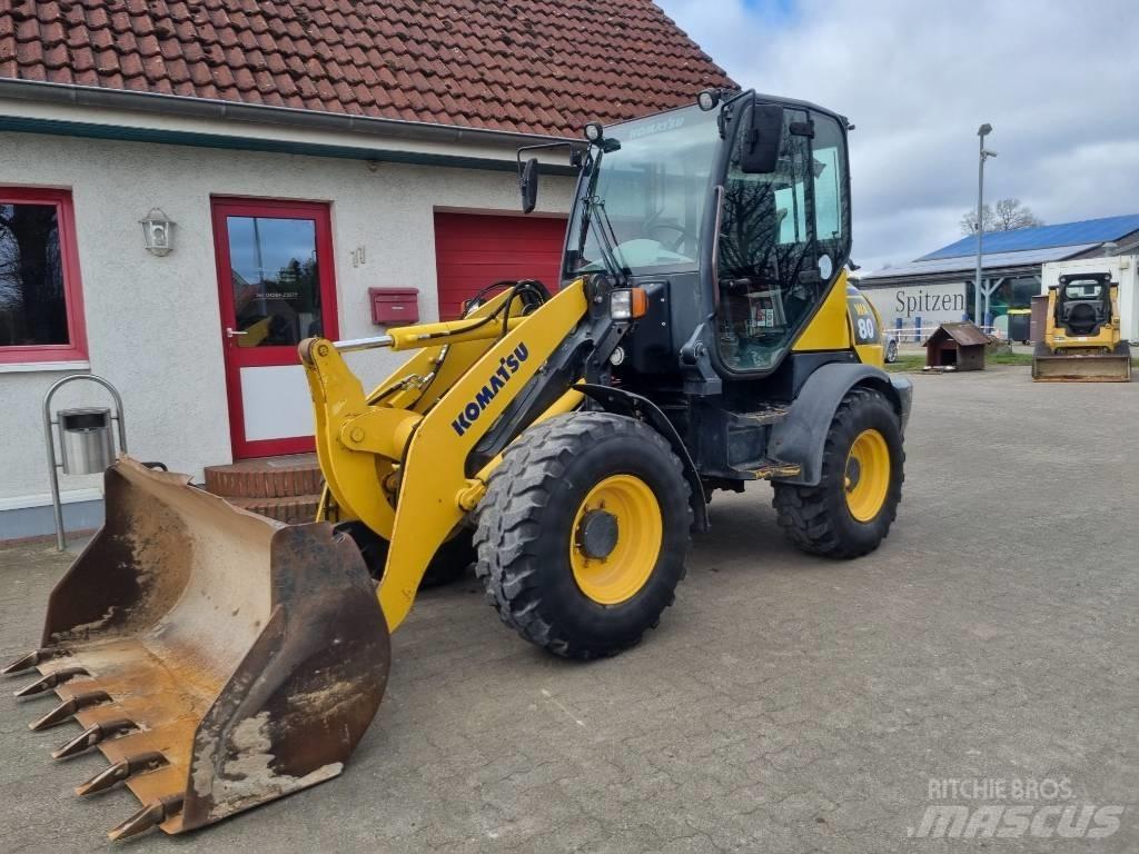 Komatsu WA 80-5 輪胎式裝載機