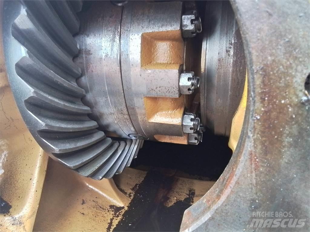 Volvo BM 868 傳動裝置
