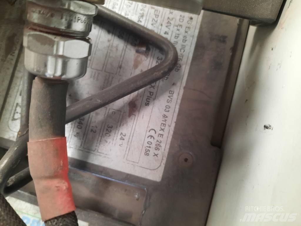 CSI SBCXT1520 行走控制式堆積機