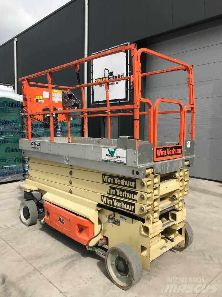 JLG 3246 ES 剪式升降機