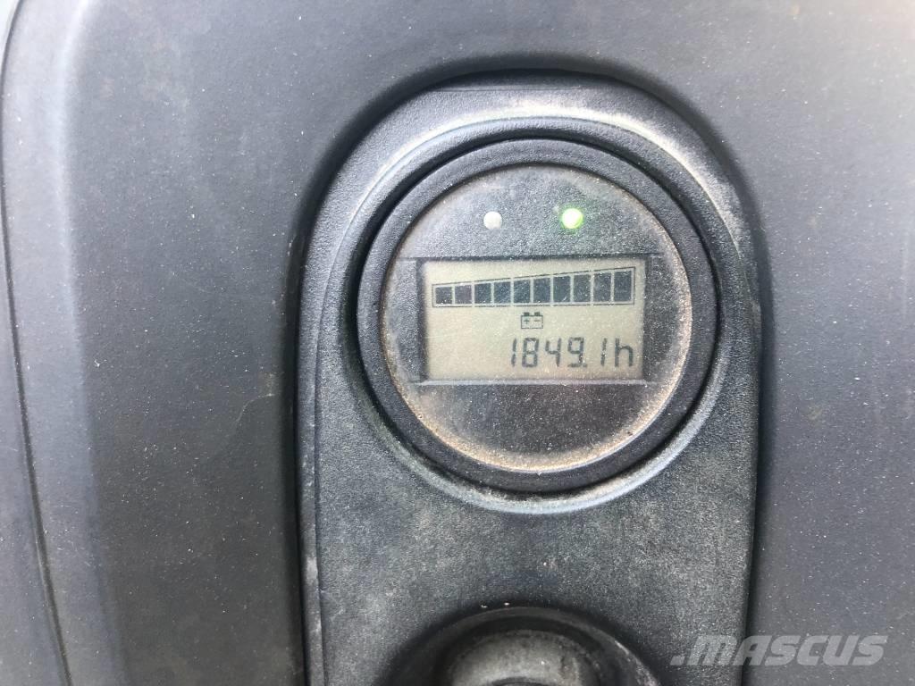 Linde L 10 B V-3234 行走控制式堆積機