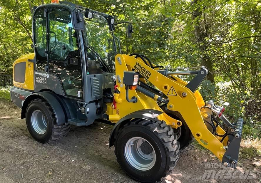 Wacker Neuson WL32 輪胎式裝載機